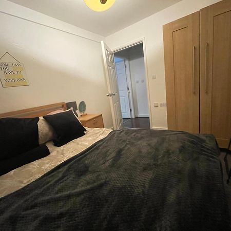 Business & Leisure City Centre 2 Bed En-Suite Apartment With Free Parking And Netflix 코번트리 외부 사진