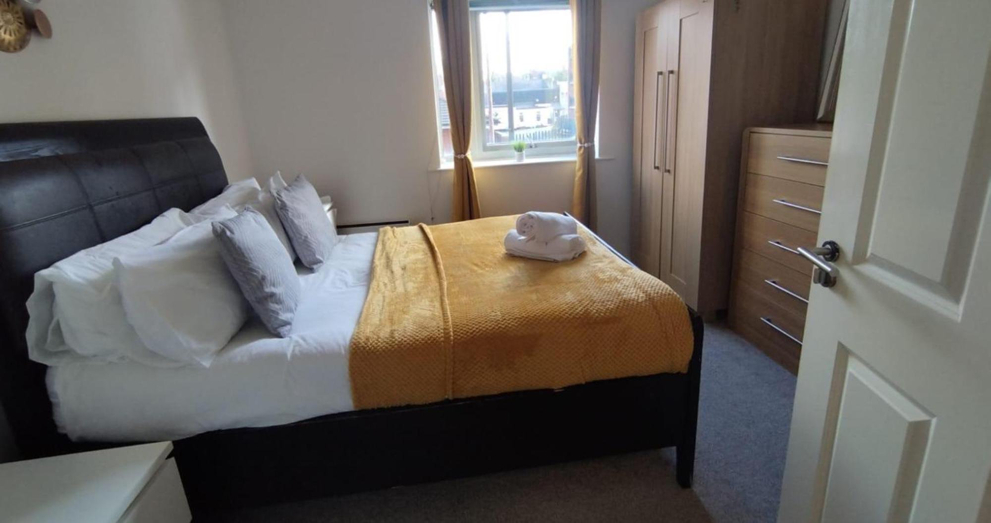 Business & Leisure City Centre 2 Bed En-Suite Apartment With Free Parking And Netflix 코번트리 외부 사진